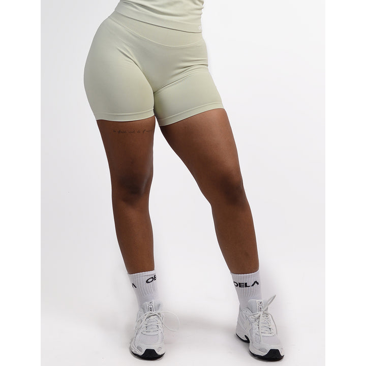 Outline Shorts